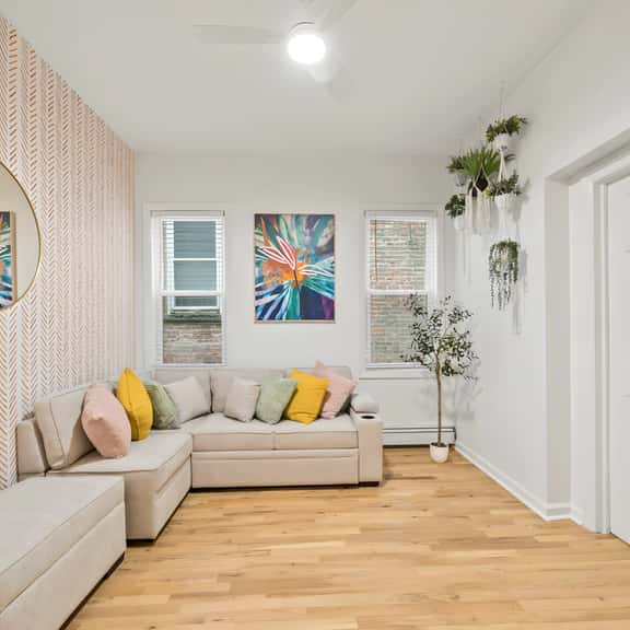 Boho Oasis - 15m to NYC- Sleeps 10+ - Image 1