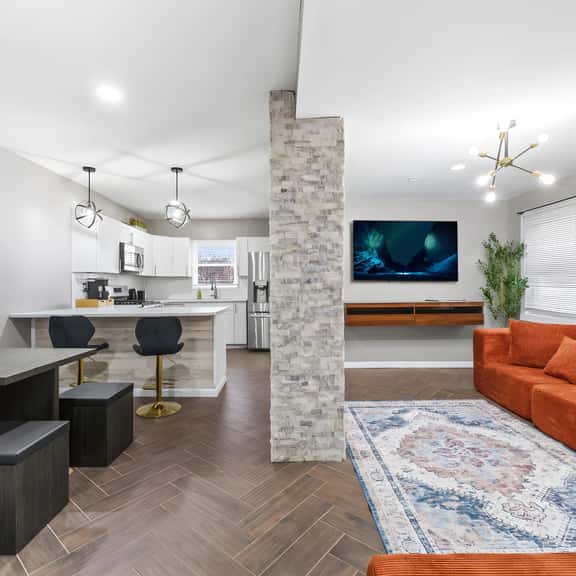 25min to NYC| Sleeps 12| Free Parking| Cold Plunge - Image 1