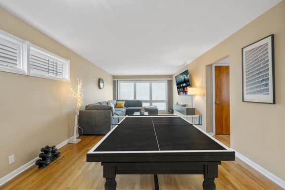 Spacious Modern Duplex | Minutes from NYC - Image 2